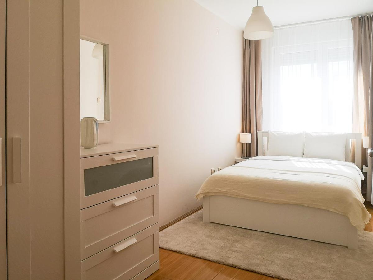 Filinhome Papa Suite 4 Novi Sad Exterior foto